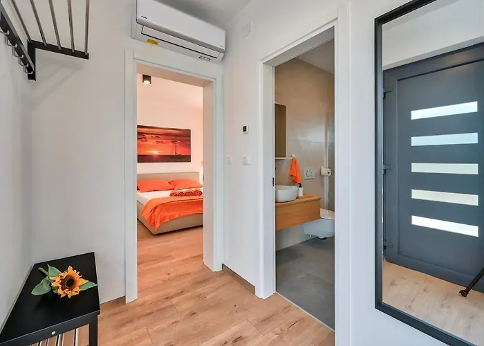 Solis-modern For A Romantic Retreat, Heated Pool Villa